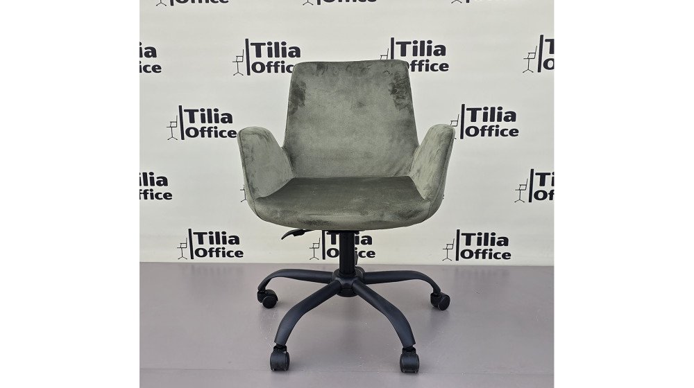 Maki Çalışma ve Çocuk Koltuğu Siyah Yonca Ayak Yeşil